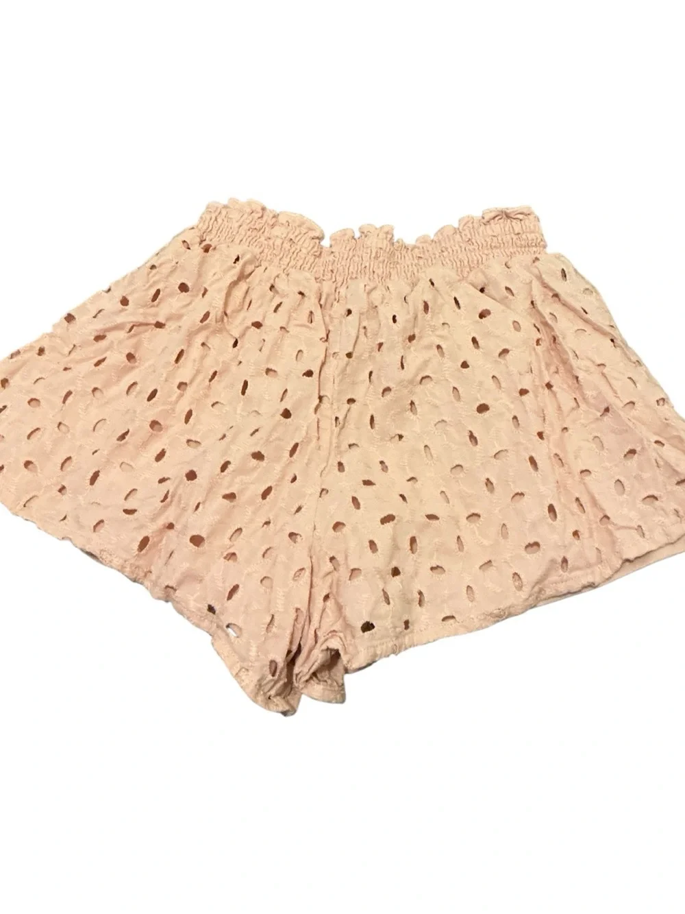 Guess Eyelet Flutter Shorts - Peach short with pockets